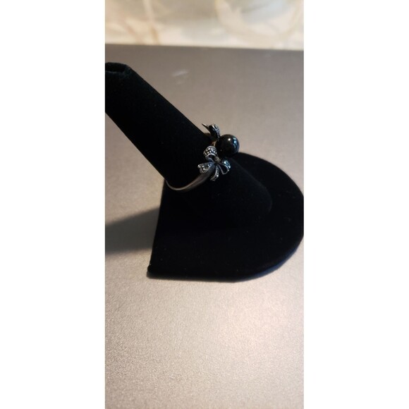 Vintage Sterling ring sz 8.5 w onyx center & Marcasite - Picture 3 of 5